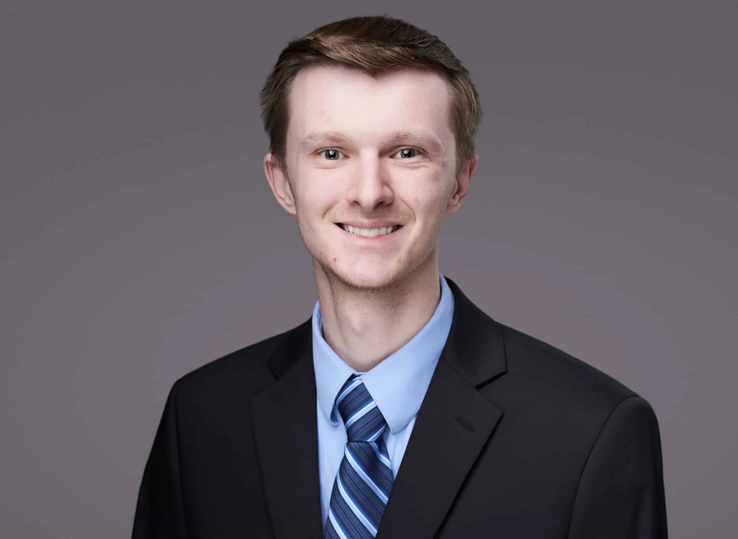 Headshot of Alex Decowski
