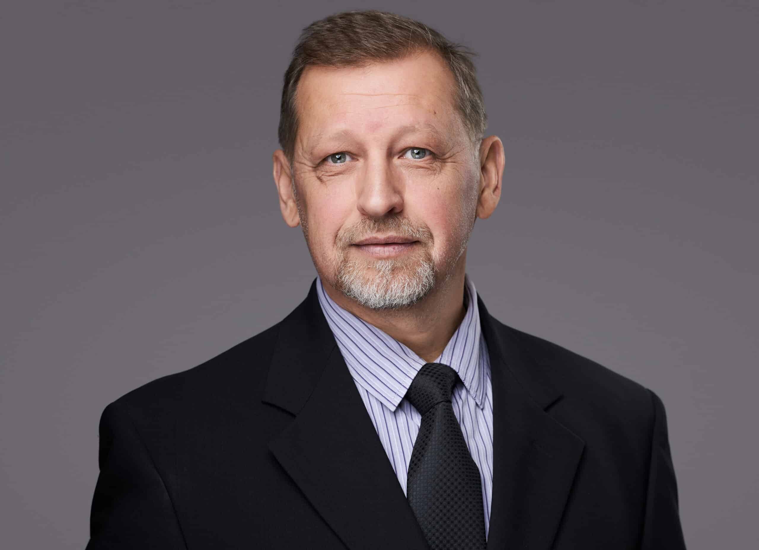 Headshot of Igor